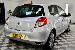 RENAULT CLIO DYNAMIQUE TOMTOM TCE + IMMACULATE + 1 OWNER FROM NEW + NEW SERVICE & MOT + FINANCE ARRANGED + - 2136 - 8