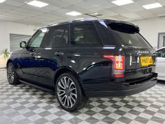 LAND ROVER RANGE ROVER 4.4 SDV8 AUTOBIOGRAPHY + IMMACULATE + FULL LAND ROVER HISTORY + MASSIVE SPECIFICATION + - 2247 - 8