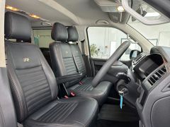 VOLKSWAGEN TRANSPORTER T32 TDI SHUTTLE SE BMT + 9 SEATS + FULL R - LINE LEATHER + AUTOMATIC +  - 2458 - 33