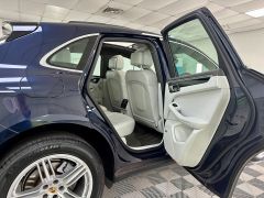 PORSCHE MACAN D S PDK + MASSIVE SPECIFICATION + IVORY LEATHER +  - 2461 - 16