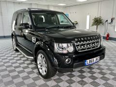 LAND ROVER DISCOVERY SDV6 HSE + IMMACULATE + FULL LAND ROVER HISTORY + LOW MILES +  - 2110 - 4