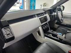 LAND ROVER RANGE ROVER TDV6 AUTOBIOGRAPHY+ IMMACULATE + FULL LAND ROVER SERVICE HISTORY + BIG SPECIFICATION +  - 2337 - 33