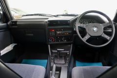 BMW 3 SERIES E30 325i SE + EXCEPTIONAL + RARE OPPORTUNITY + 32K MILES + 1 OWNER + GARAGE KEPT + - 2040 - 17