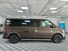 VOLKSWAGEN TRANSPORTER T32 TDI SHUTTLE SE BMT + 9 SEATS + FULL R - LINE LEATHER + AUTOMATIC +  - 2458 - 12