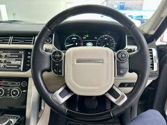 LAND ROVER RANGE ROVER SDV8 VOGUE SE + IVORY LEATHER + 1 LADY OWNER FROM NEW + FULL HISTORY +  - 2417 - 28