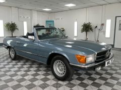 MERCEDES SL 350 SL + SOUGHT AFTER CLASSIC + WELL MAINTAINED - 2240 - 1