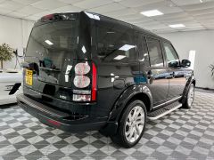 LAND ROVER DISCOVERY SDV6 HSE + IMMACULATE + FULL LAND ROVER HISTORY + LOW MILES +  - 2110 - 10