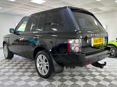 LAND ROVER RANGE ROVER TDV8 VOGUE +LOW MILES + TAN LEATHER + FINANCE AVAILABLE ON THIS VEHICLE +  - 2465 - 8