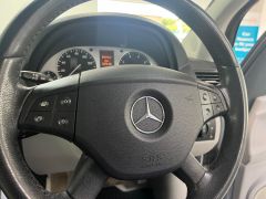 MERCEDES B-CLASS B150 SE AUTOMATIC + LOW MILES + IMMACULATE + SERVICE HISTORY + - 2307 - 23