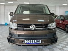 VOLKSWAGEN TRANSPORTER T32 TDI SHUTTLE SE BMT + 9 SEATS + FULL R - LINE LEATHER + AUTOMATIC +  - 2458 - 6