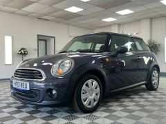 MINI HATCH ONE + LOW MILES + AUTOMATIC + FINANCE AVAILABLE +  - 2277 - 5