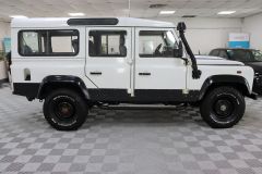 LAND ROVER DEFENDER 110 + AC + LEFT HAND DRIVE +  - 2028 - 8