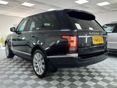 LAND ROVER RANGE ROVER SDV8 VOGUE SE + IVORY LEATHER + 1 LADY OWNER FROM NEW + FULL HISTORY +  - 2417 - 7