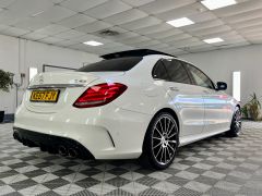 MERCEDES C-CLASS AMG C 43 4MATIC PREMIUM PLUS+ OVER £5000 OF EXTRAS + SPORTS EXHAUST +IMMACULATE + - 2300 - 10