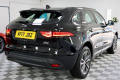 JAGUAR F-PACE R-SPORT AWD + BLACK & WHITE LEATHER + FULL SERVICE HISTYORY + 1 OWNER +  - 2060 - 7