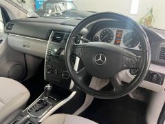 MERCEDES B-CLASS B150 SE AUTOMATIC + LOW MILES + IMMACULATE + SERVICE HISTORY + - 2307 - 20