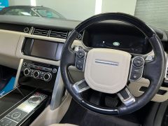LAND ROVER RANGE ROVER 4.4 SDV8 AUTOBIOGRAPHY + IMMACULATE + FULL LAND ROVER HISTORY + MASSIVE SPECIFICATION + - 2247 - 30