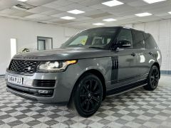 LAND ROVER RANGE ROVER TDV6 VOGUE + GLASS PAN ROOF + FULL LAND ROVER SERVICE HISTORY + FINANCE ARRANGED +  - 2244 - 6