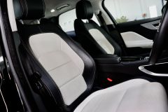 JAGUAR F-PACE R-SPORT AWD + BLACK & WHITE LEATHER + FULL SERVICE HISTYORY + 1 OWNER +  - 2060 - 11